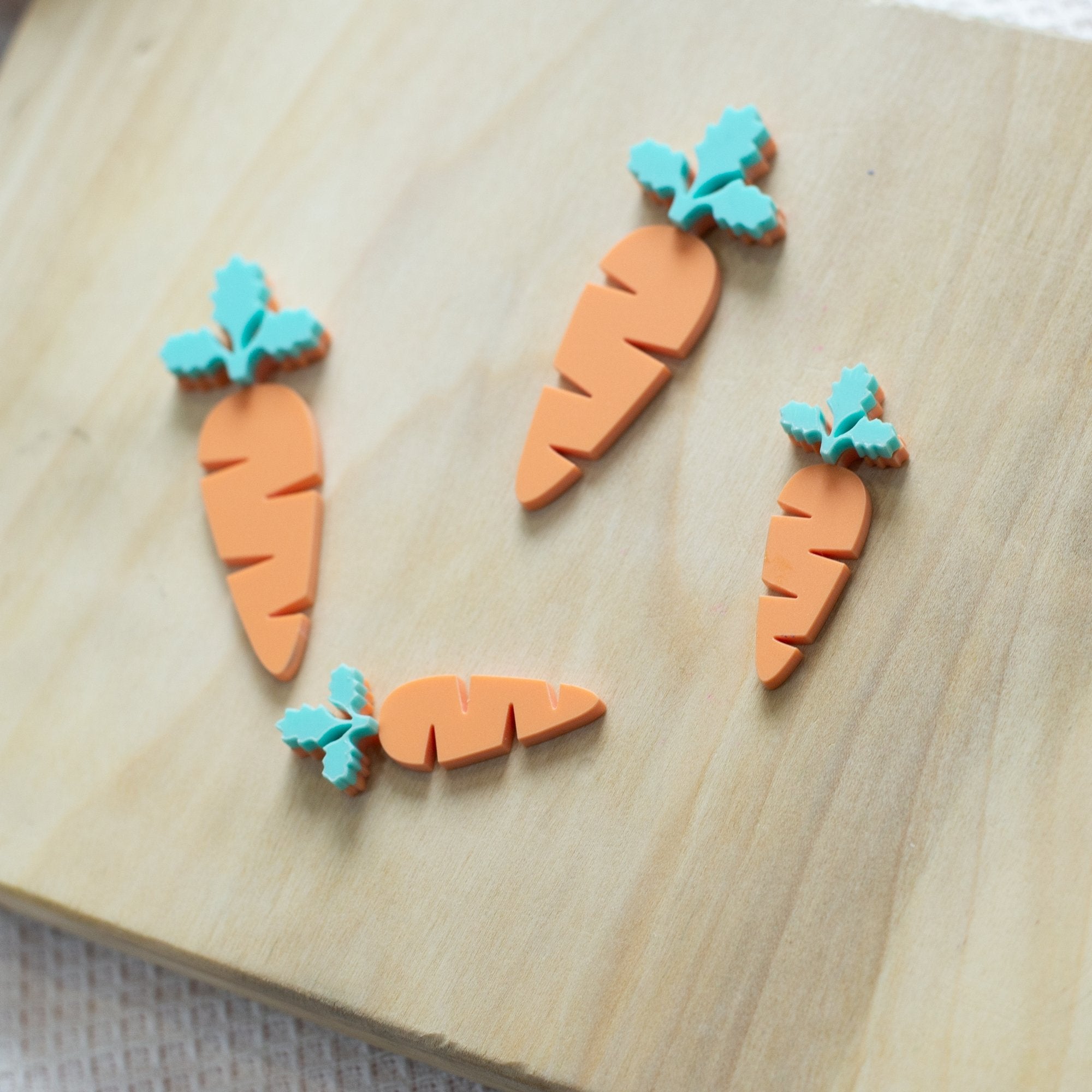 Pastel Easter Carrot Charms - Cake Topper Warehouse