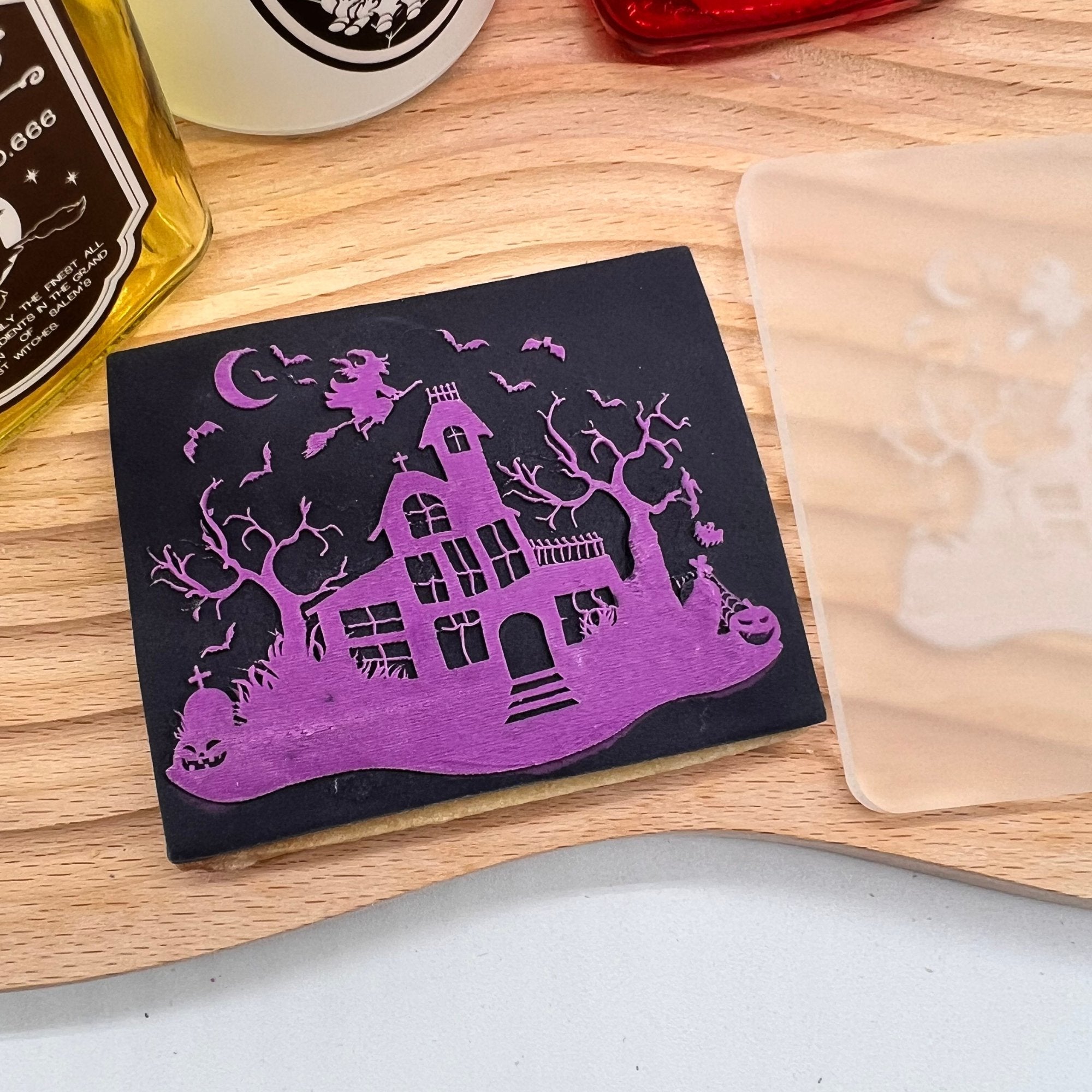 Spooky House Halloween Embosser - Cake Topper Warehouse